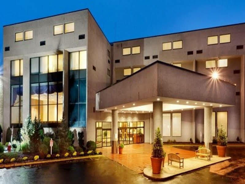 Red Lion Hotel Кромвелл Екстер'єр фото